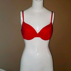 Red underwire bra...brand new